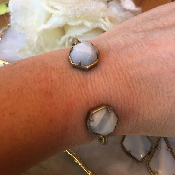 KENDRA SCOTT Bracelet!  - Picture 12 of 16